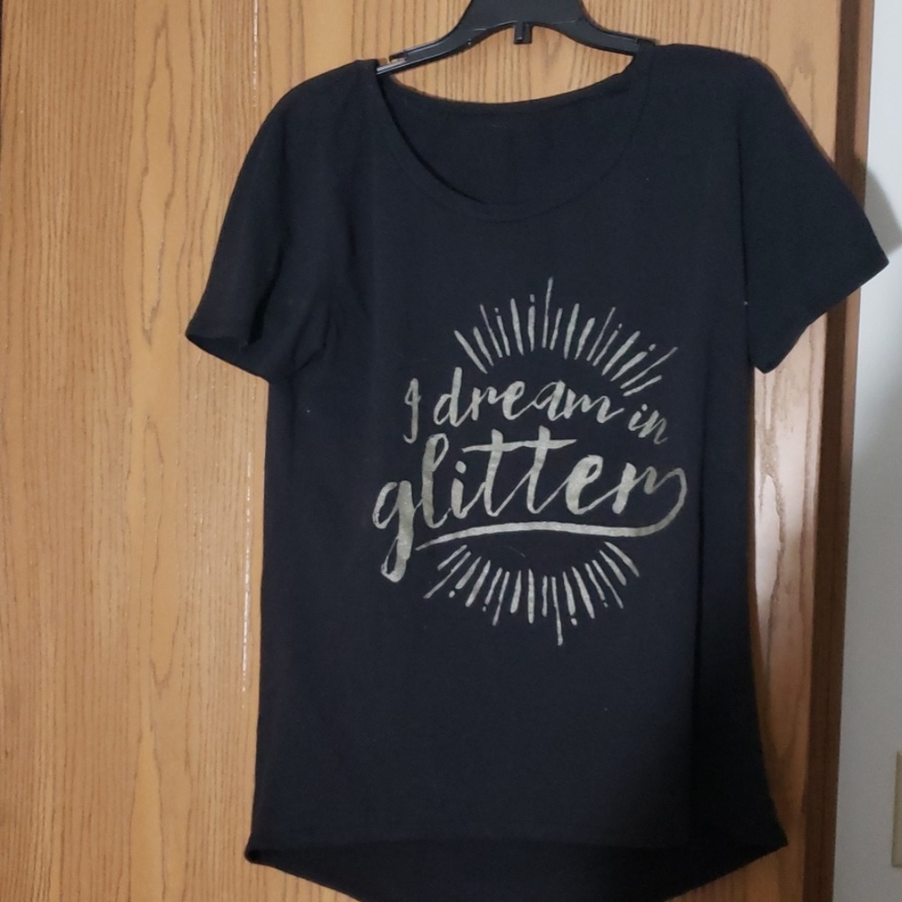 Black T-Shirt "I dream in glitter"